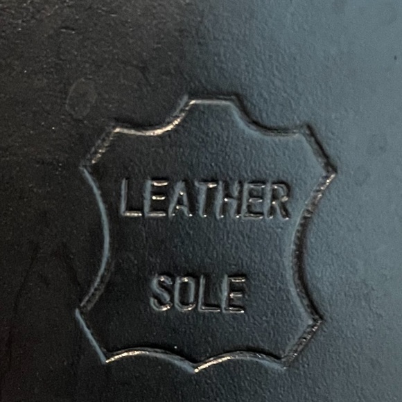 Unlisted brand chunky heel - Black size 7 - Picture 6 of 7